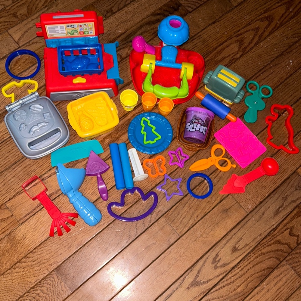 Playdoh and Kinetic Sand Lot